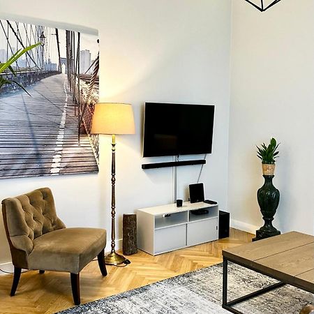 4M High Apartment In Heart Of Warsaw! Exteriör bild