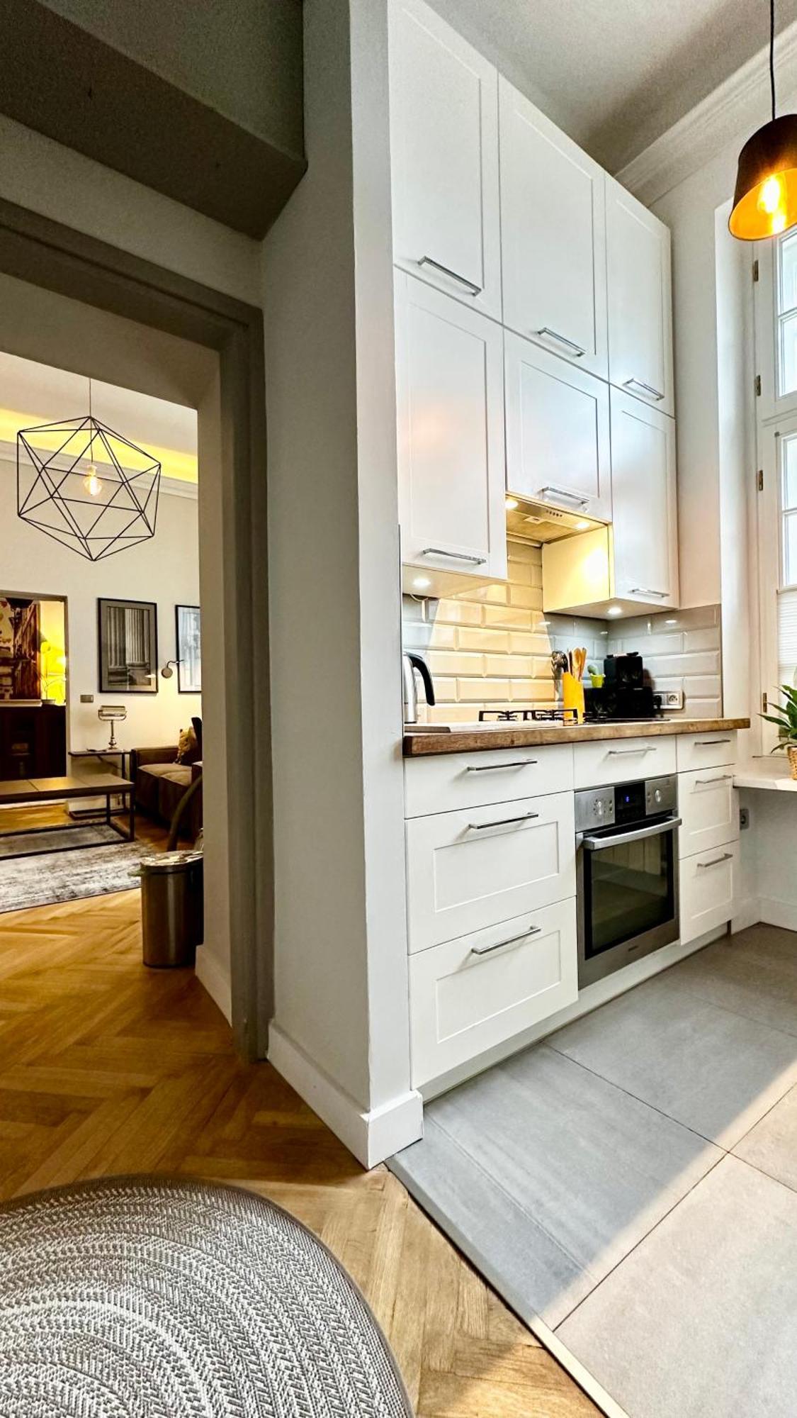 4M High Apartment In Heart Of Warsaw! Exteriör bild